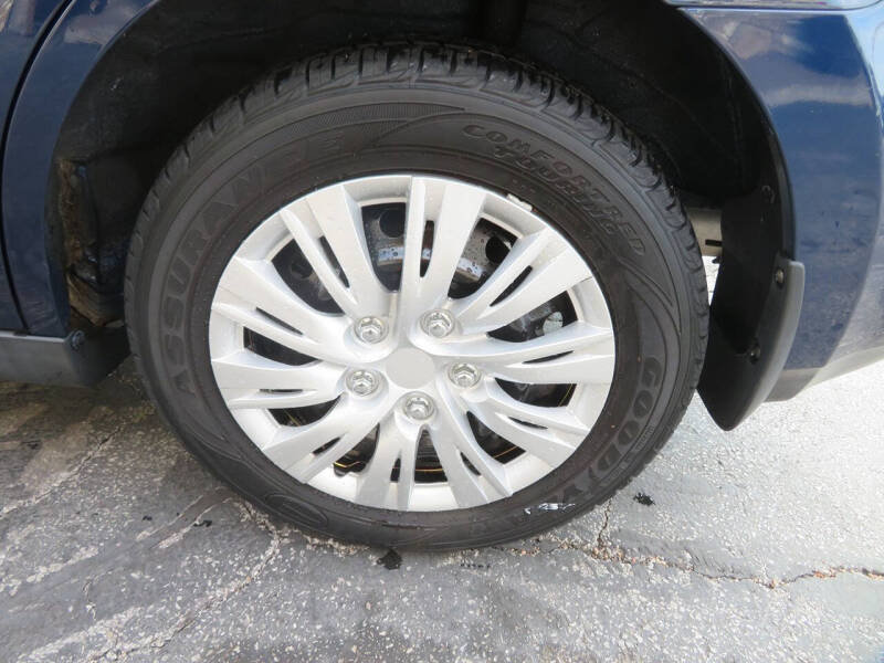 2008 Nissan Versa 1.8 S