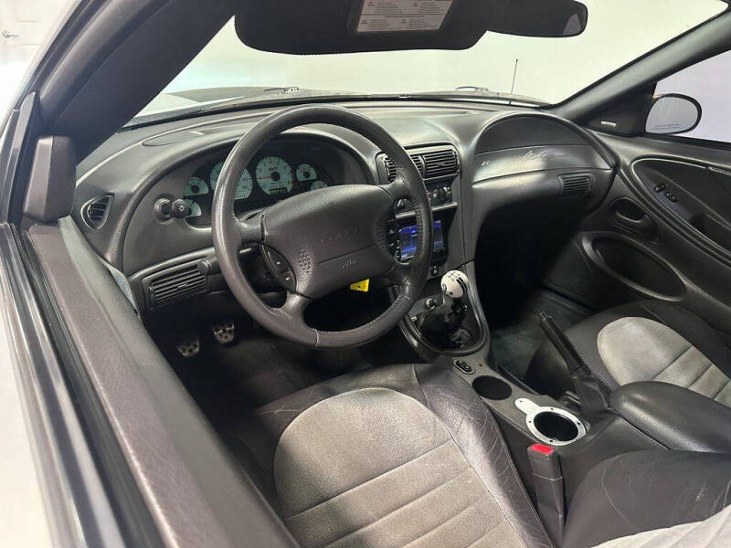 2001 Ford Mustang SVT Cobra