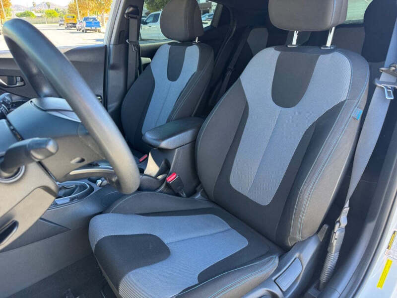 2019 Hyundai Veloster