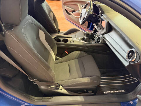 2019 Chevrolet Camaro LS