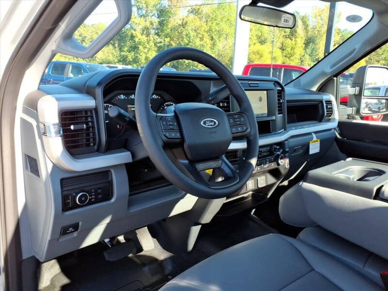 2026 Ford F-350 Super Duty XL