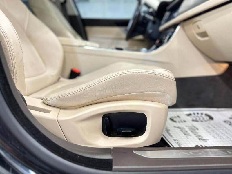 2016 Jaguar XF 35t Premium