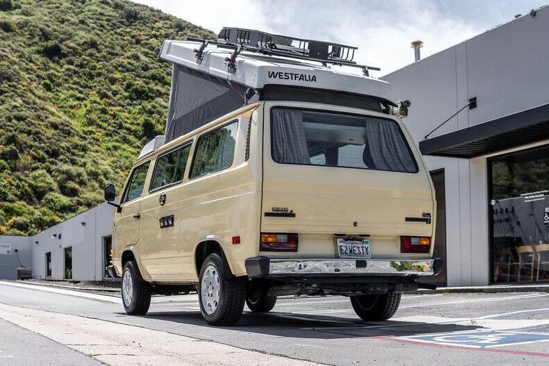 1982 Volkswagen Vanagon Camper