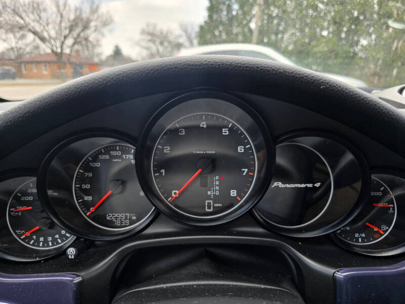 2013 Porsche Panamera 4