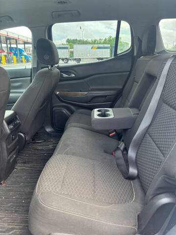 2018 GMC Acadia SLE-2