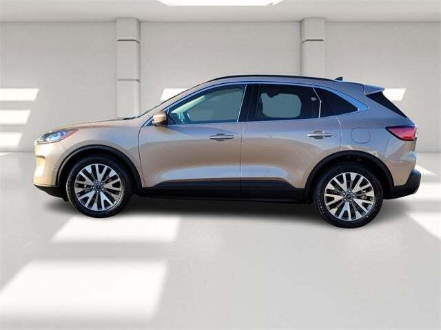 2021 Ford Escape Hybrid Titanium