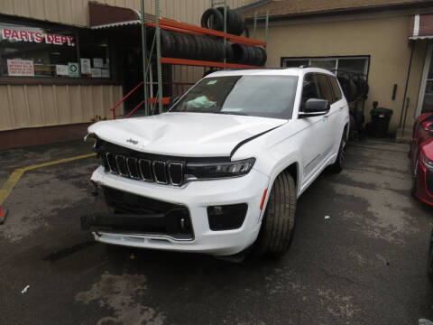 2023 Jeep Grand Cherokee L for sale at Saw Mill Auto in Yonkers NY