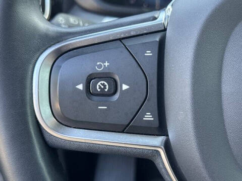 2023 Volvo XC60 B5 Core