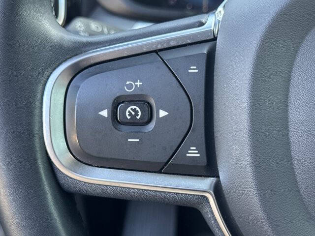 2023 Volvo XC60 B5 Core