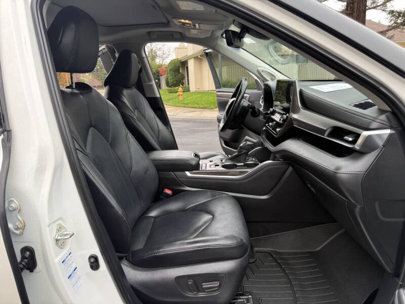 2020 Toyota Highlander Hybrid Limited