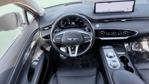 2023 Genesis Electrified GV70
