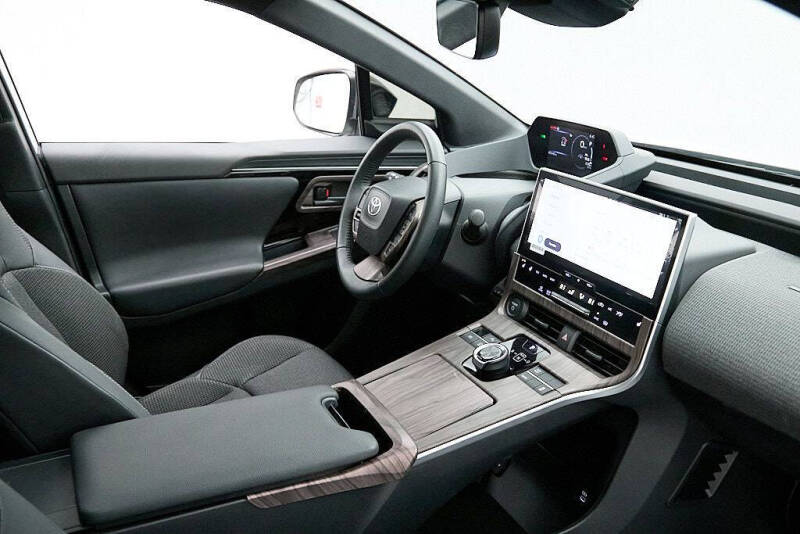 2023 Toyota bZ4X XLE