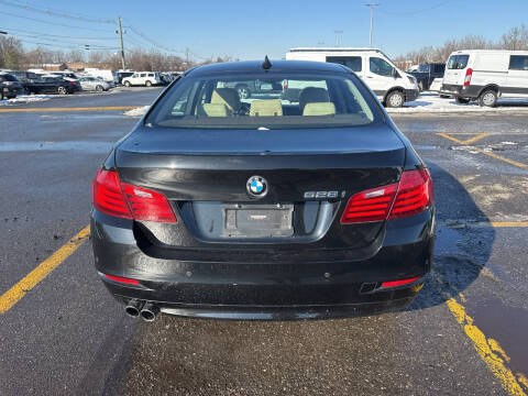 2016 BMW 5 Series 528i