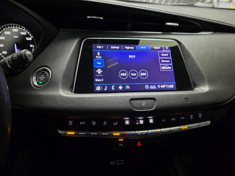 2020 Cadillac XT4 Premium Luxury