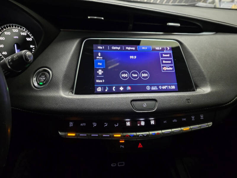 2020 Cadillac XT4 Premium Luxury