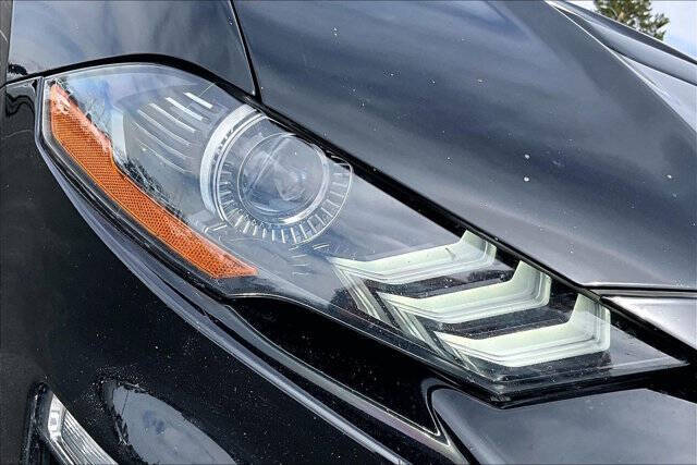 2021 Ford Mustang EcoBoost