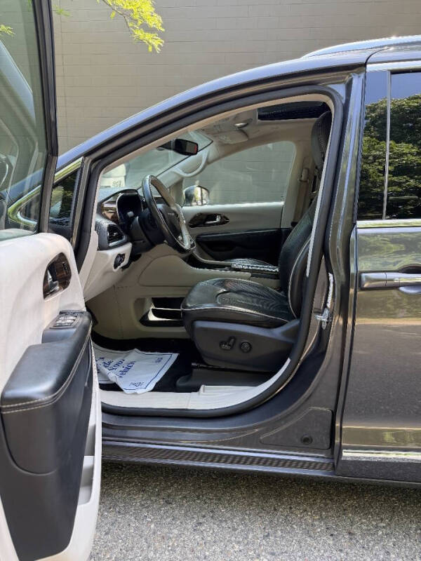 2021 Chrysler Pacifica Limited
