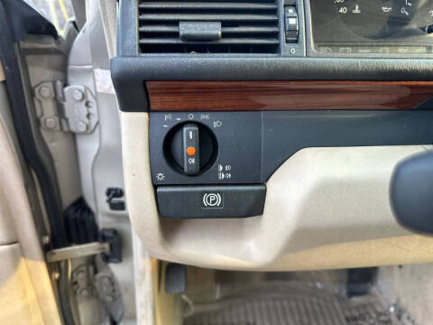 1994 Mercedes-Benz E-Class E 320