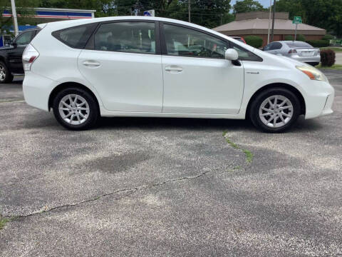 2013 Toyota Prius v for sale at VINE STREET MOTOR CO in Urbana IL