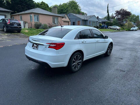 2012 Chrysler 200 S