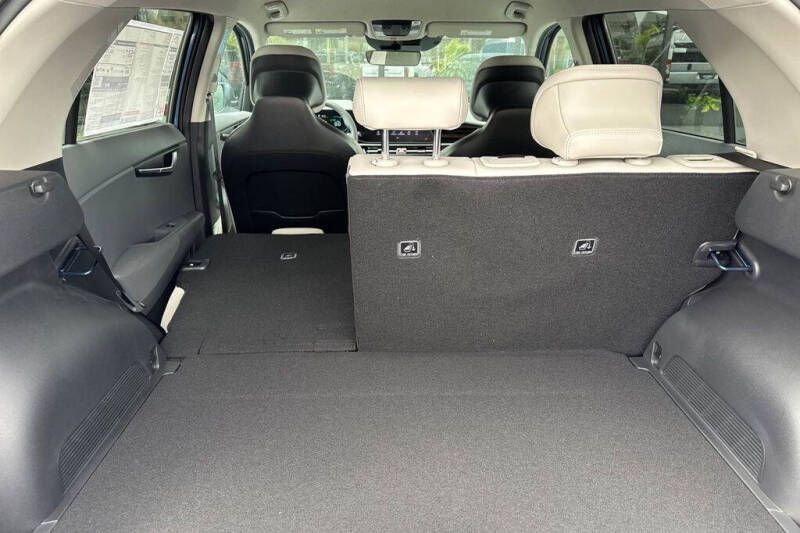 2026 Kia Niro EX