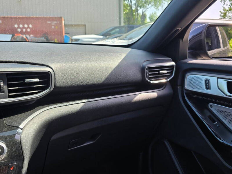 2021 Ford Explorer ST