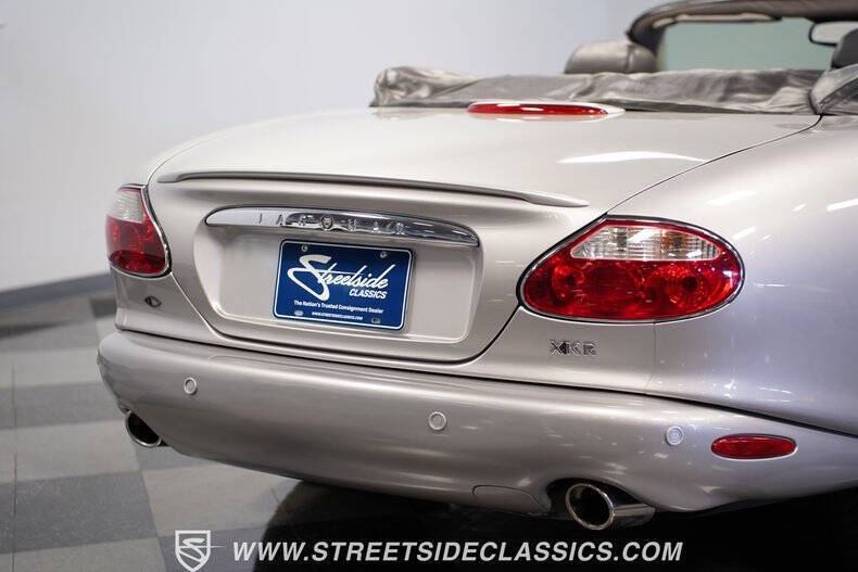 2001 Jaguar XKR