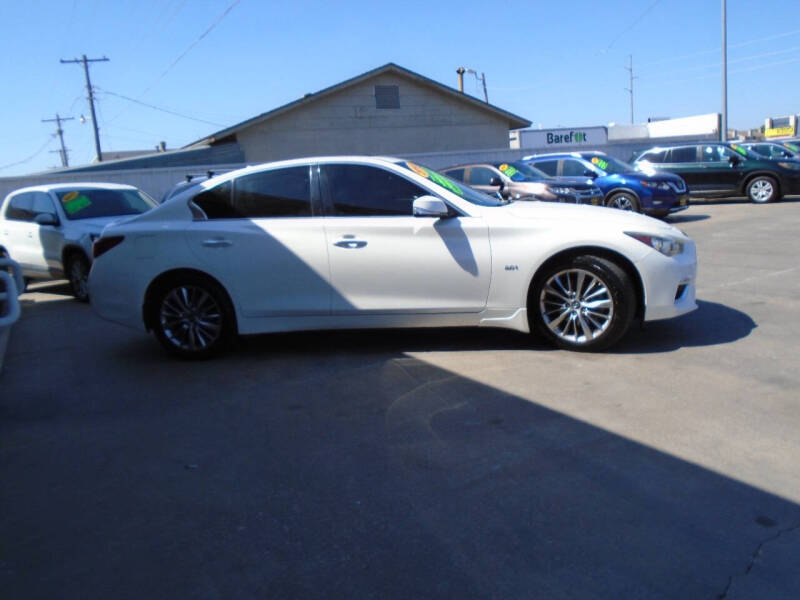 2018 Infiniti Q50 2.0T Luxe