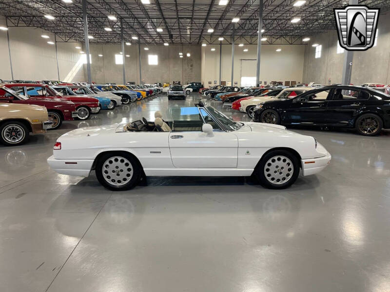 1991 Alfa Romeo Spider Veloce