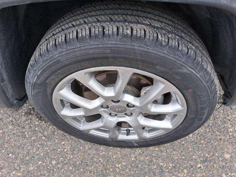 2022 Jeep Compass Latitude Lux