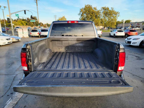 2018 RAM 1500 Express