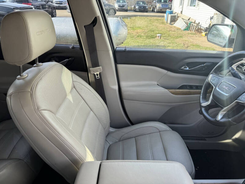 2017 GMC Acadia Denali