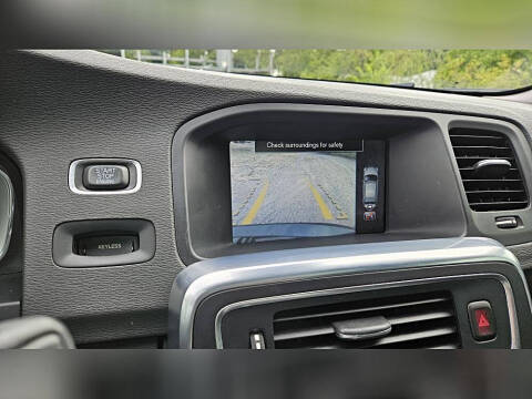 2014 Volvo S60 T5 Platinum