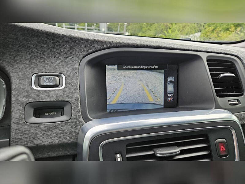 2014 Volvo S60 T5 Platinum