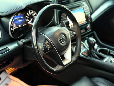 2017 Nissan Maxima 3.5 SR