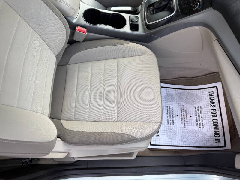 2013 Ford C-MAX Hybrid SE