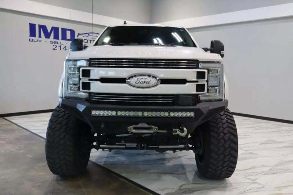 2019 Ford F-250 Super Duty for sale at IMD MOTORS, INC in Dallas, TX