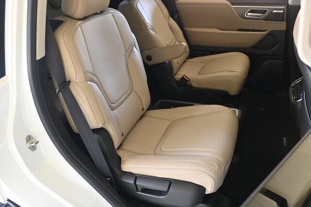 2025 Infiniti QX80 Pure