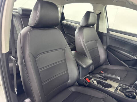 2021 Volkswagen Passat SE