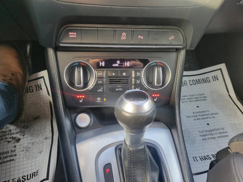 2016 Audi Q3 2.0T quattro Prestige