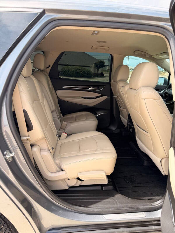 2020 Buick Enclave Essence