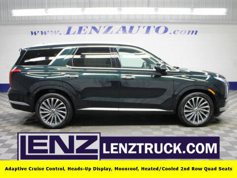 2024 Hyundai Palisade for sale at LENZ TRUCK CENTER in Fond Du Lac WI