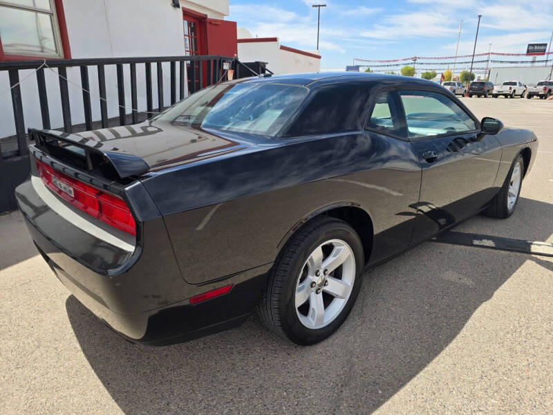 2012 Dodge Challenger R/T Plus