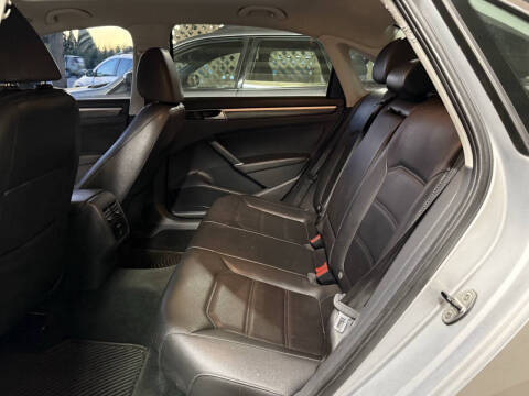 2017 Volkswagen Passat 1.8T SE