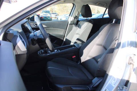 2017 Mazda MAZDA3 Sport