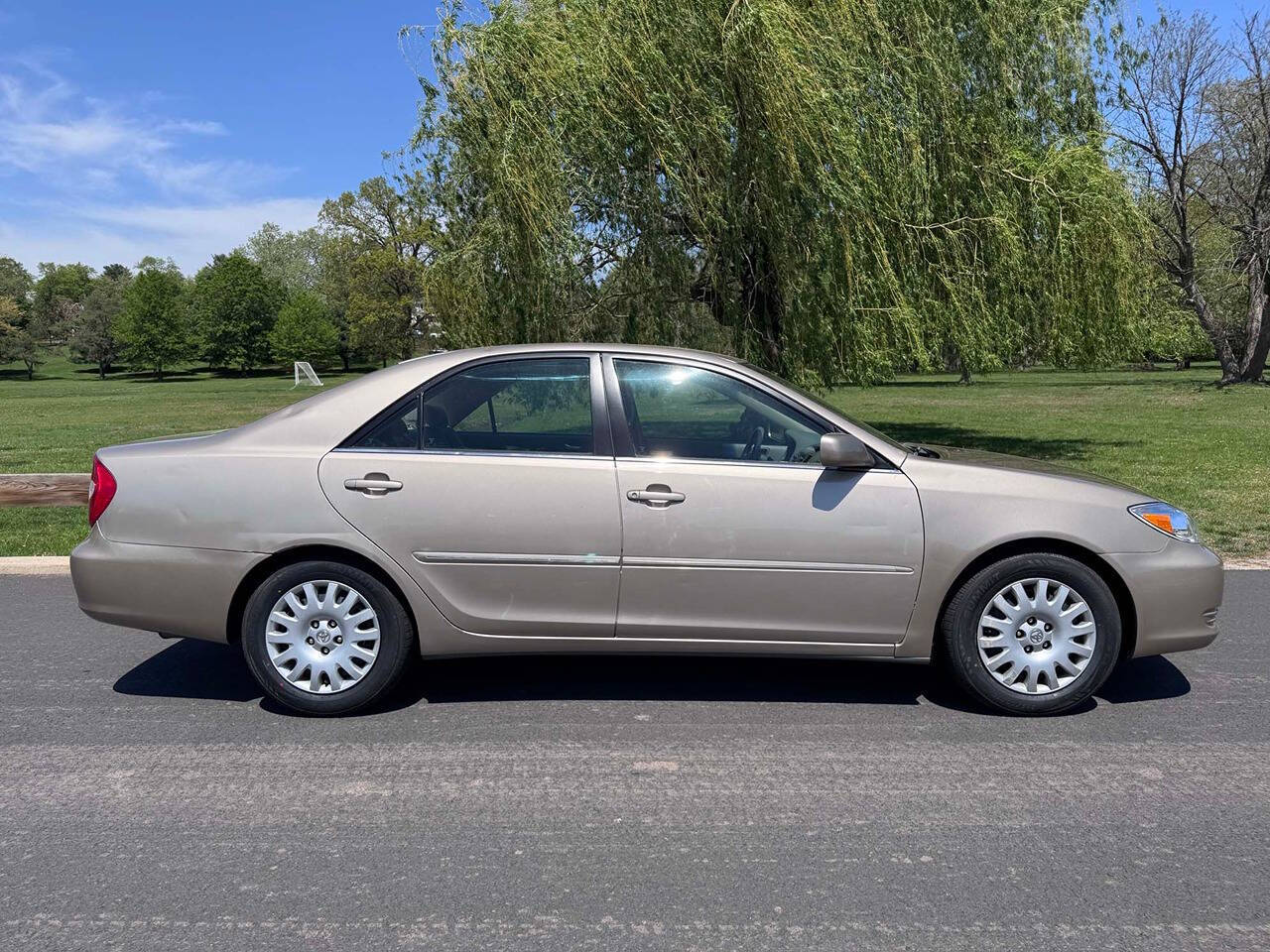 2002 Toyota Camry 28