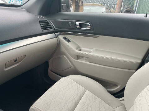 2014 Ford Explorer