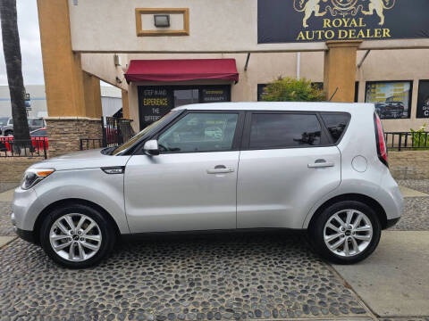 2019 Kia Soul +
