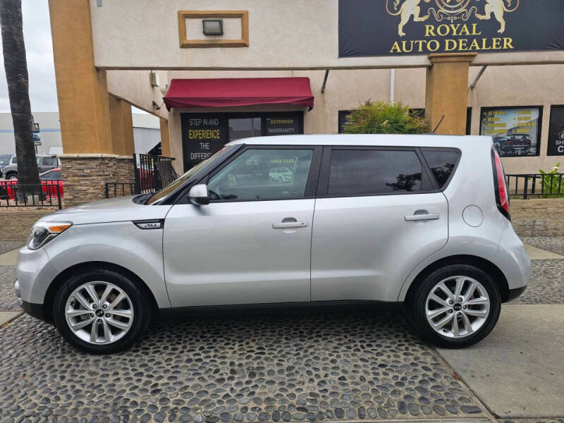 2019 Kia Soul +