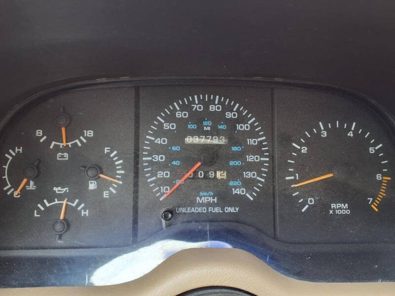 1993 Chrysler Le Baron LX